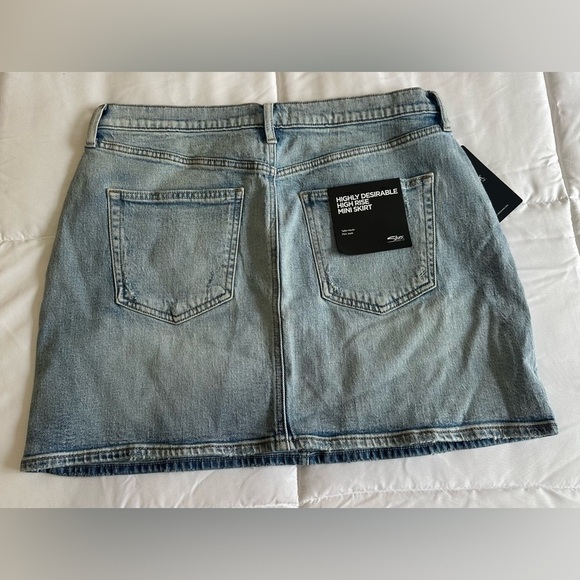 NEW Women’s Silver Size 30 High Rise Mini Skirt - Picture 5 of 7